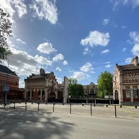 Krisko Parking Privé Et Clos Pensión 3*