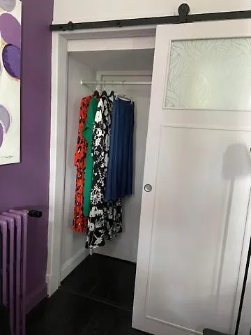 Krisko Parking Privé Et Clos 3*